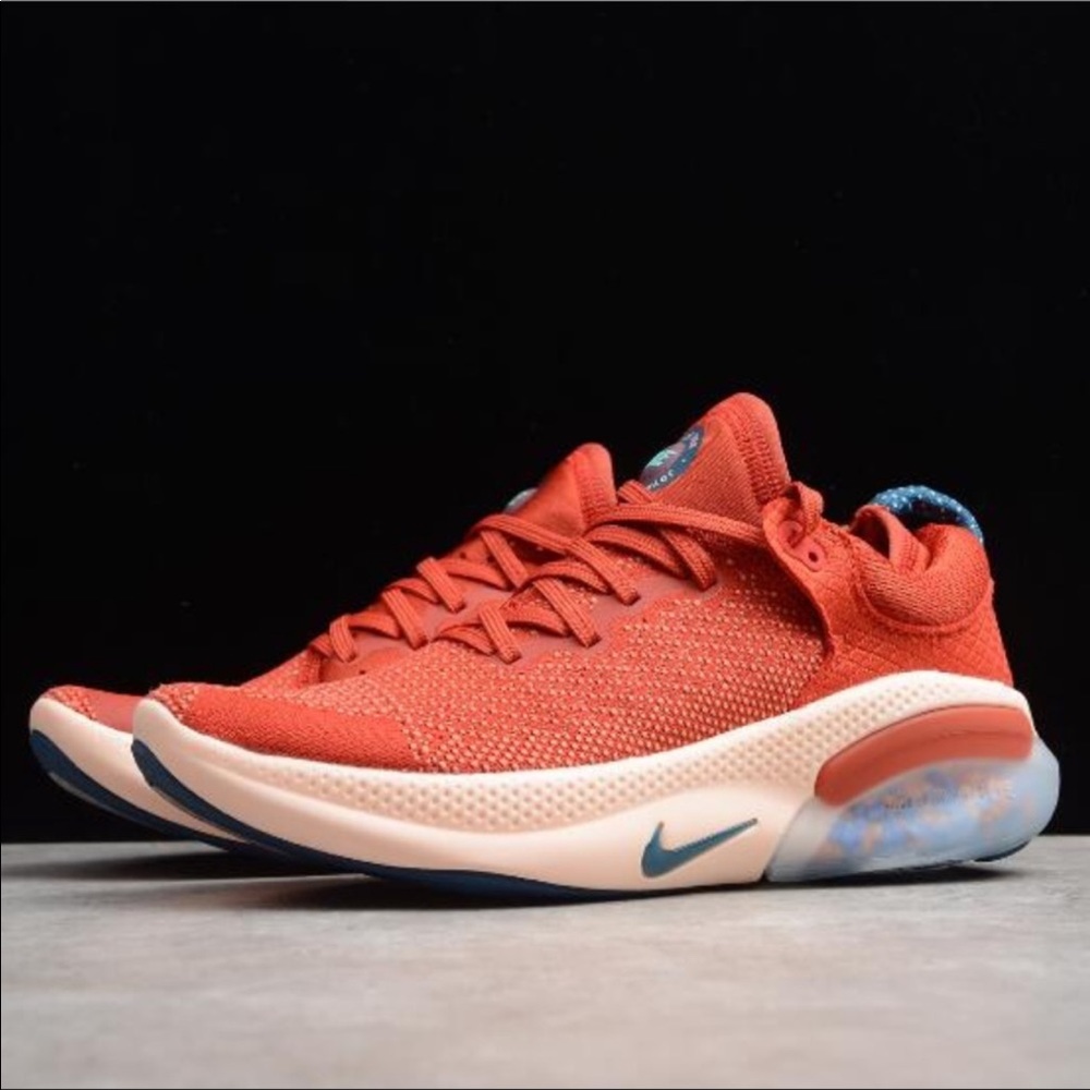 COPY - Nike Joyride Run